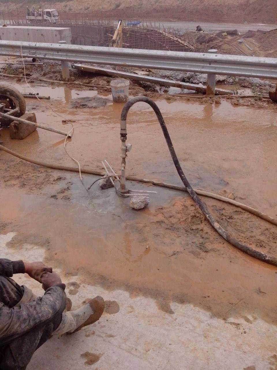 山南路基压密注浆